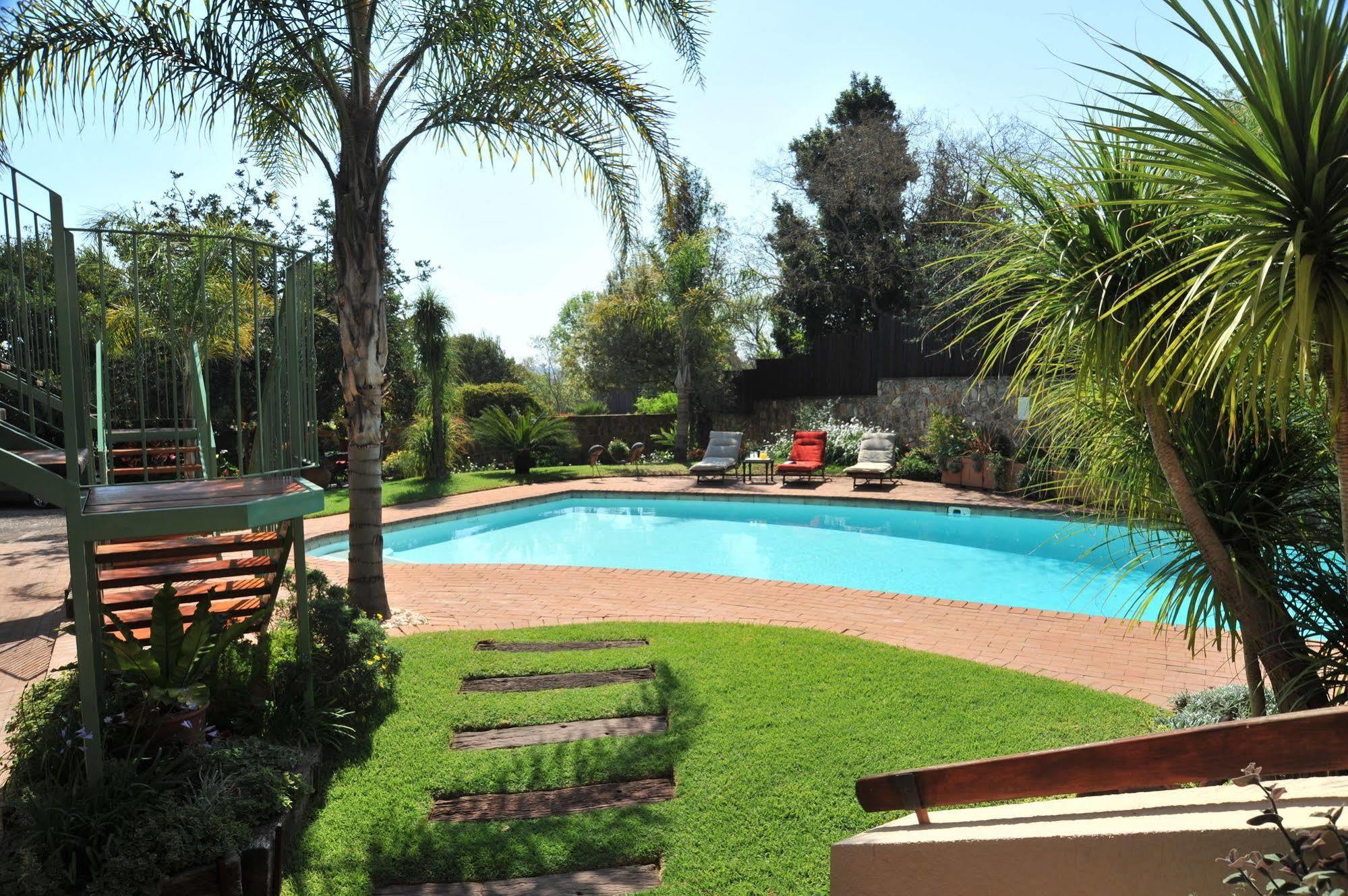 Claires Of Sandton Luxury Guest House Johannesburg Ngoại thất bức ảnh
