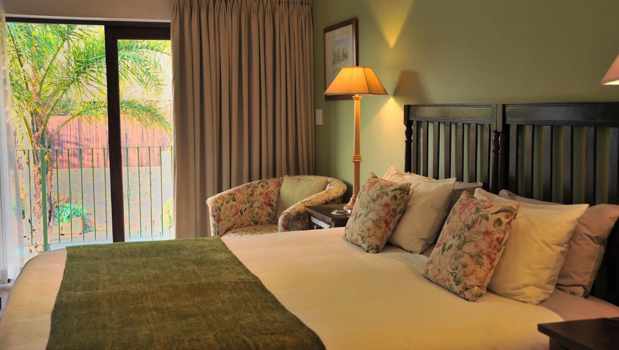 Claires Of Sandton Luxury Guest House Johannesburg Ngoại thất bức ảnh