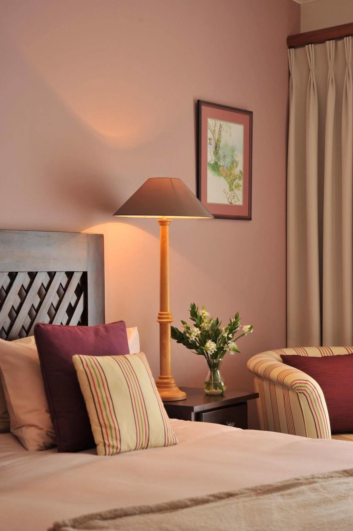 Claires Of Sandton Luxury Guest House Johannesburg Ngoại thất bức ảnh